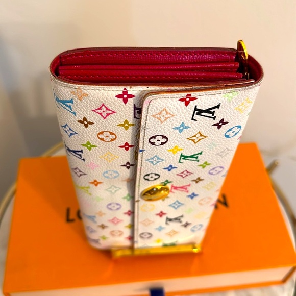 Louis Vuitton MuraKamy Long bifold wallet in good condition - Picture 9 of 16